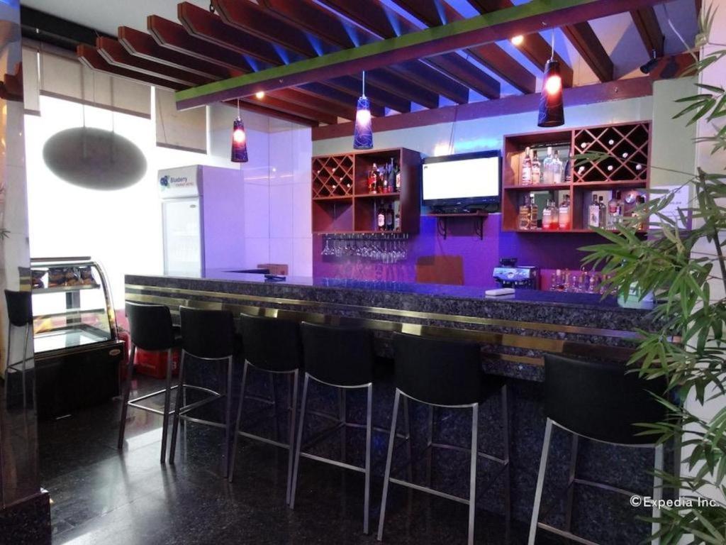 Blueberry Tourist Hotel Davao City Esterno foto
