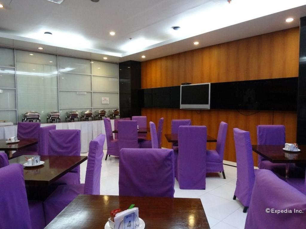 Blueberry Tourist Hotel Davao City Esterno foto