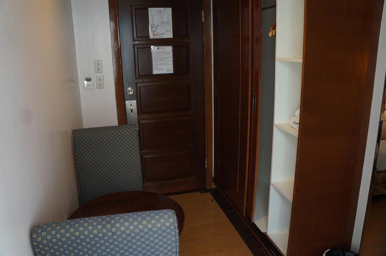 Blueberry Tourist Hotel Davao City Esterno foto