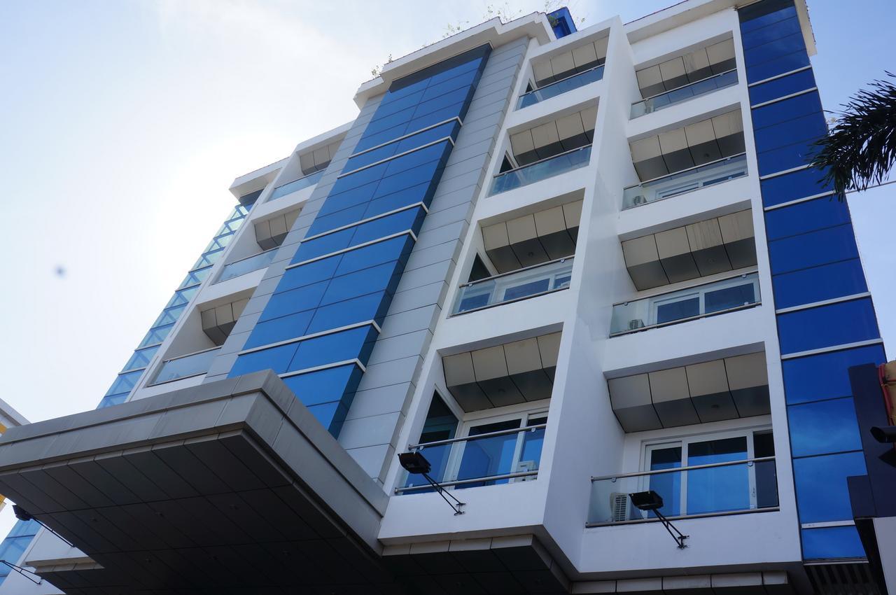 Blueberry Tourist Hotel Davao City Esterno foto