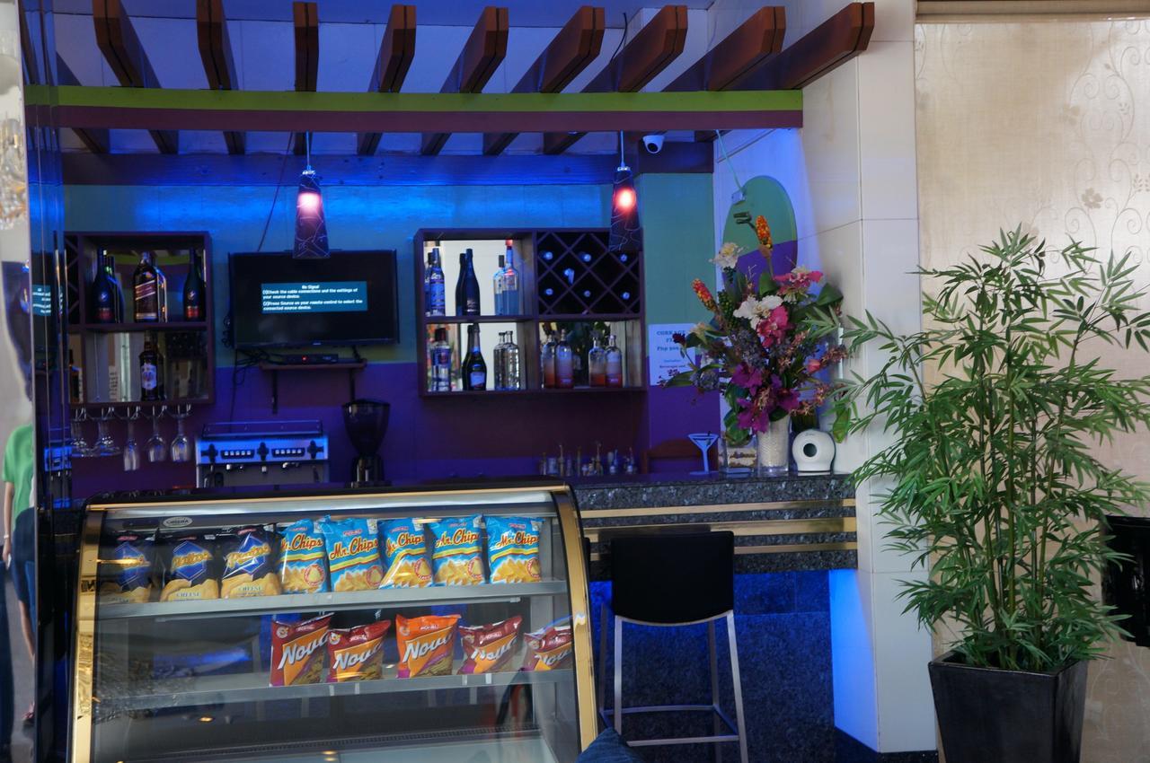 Blueberry Tourist Hotel Davao City Esterno foto