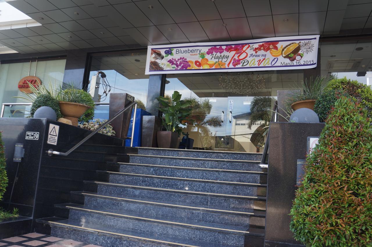 Blueberry Tourist Hotel Davao City Esterno foto