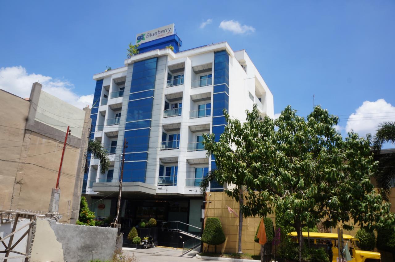 Blueberry Tourist Hotel Davao City Esterno foto